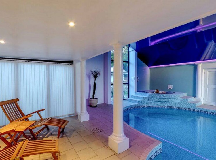 Honeypot Cottage At Berehayes